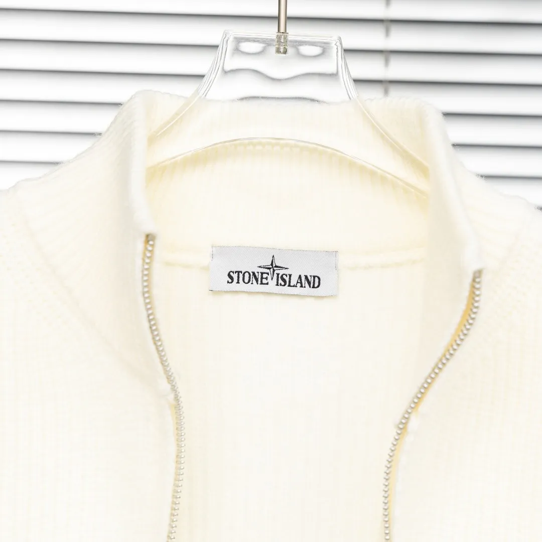 P310 top version (different currencies) Style: Stone Island STONE LSLAND high weight knitted wool cardigan jacket Color: Picture color Size: M-XXXL Fabric: Blended Accessories: Full set of customized accessories No gender distinction, same style for men and women